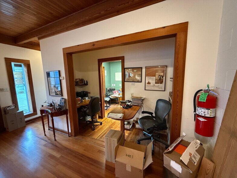 More Photos Of 2722 NC 87 S, Moncure Light Distribution For Lease