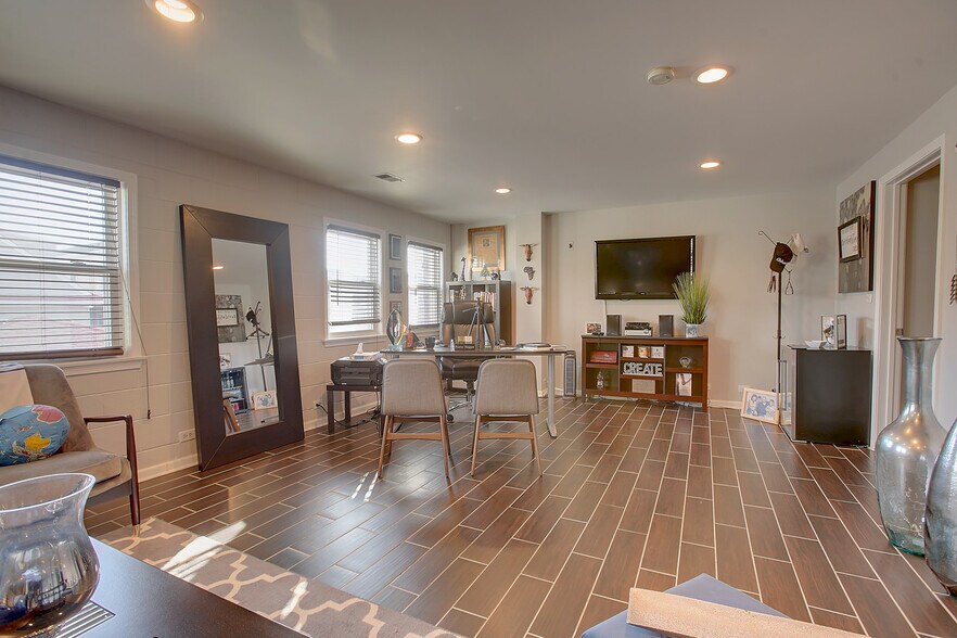 More Photos Of 1321-1323 S Austin Blvd, Cicero Religious Facility For Sale