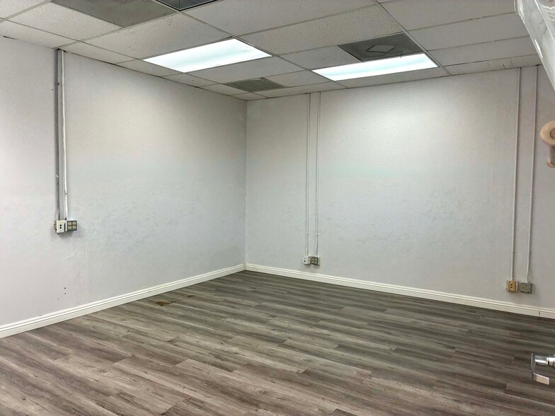 More Photos Of 700 S Palm Ave, Alhambra Light Manufacturing For Lease