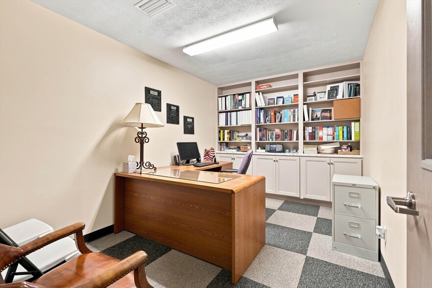 More Photos Of 7602 Kenya St, Jacksonville Specialty For Sale