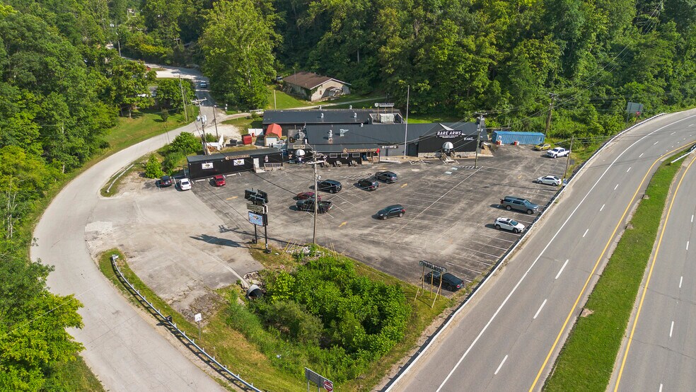 More Photos Of 2134 5th Street Rd, Huntington Restaurant For Sale