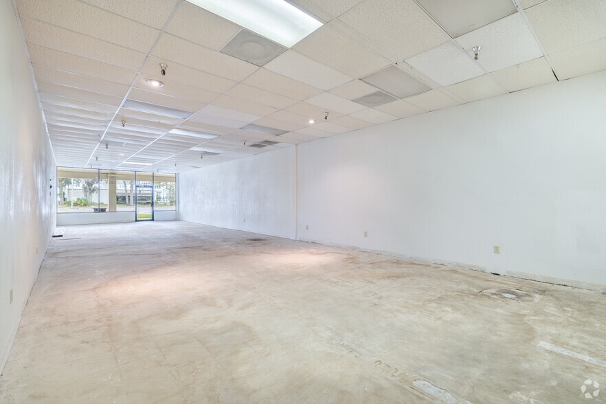 More Photos Of 5566 Fort Caroline Rd, Jacksonville Unknown For Lease