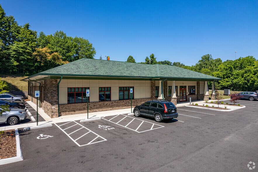 More Photos Of 1242 W Shipley Ferry Rd, Kingsport Medical For Sale