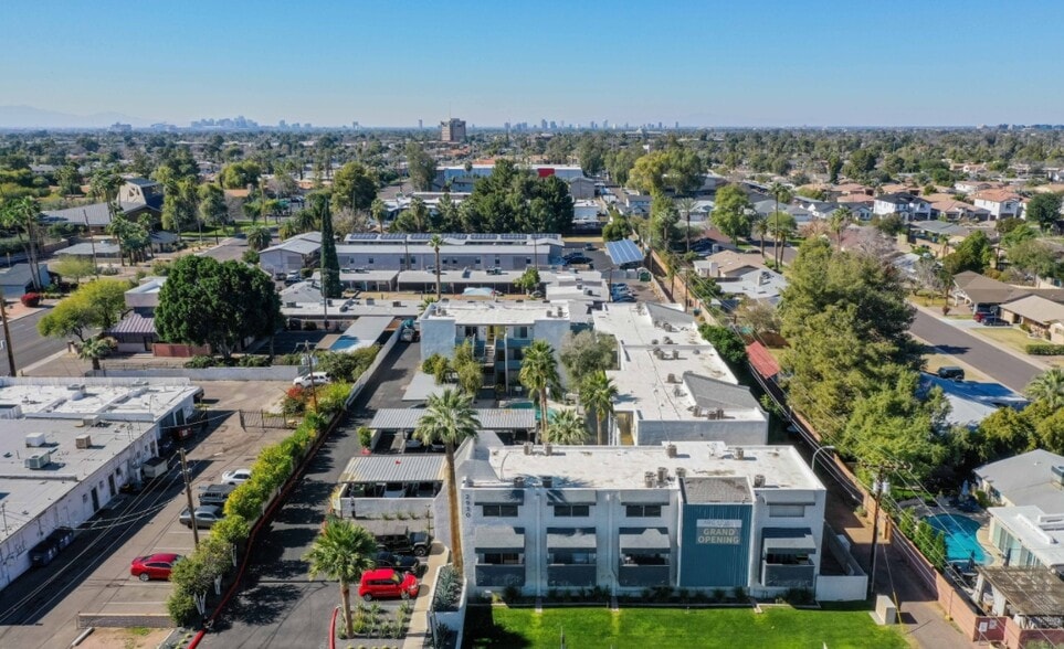 More Photos Of 2930 N 52nd St, Phoenix Apartments For Sale