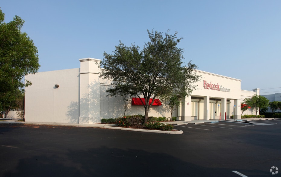 More Photos Of 3051 N Powerline Rd, Pompano Beach Freestanding For Sale