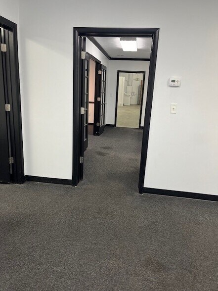 More Photos Of 498-506 W 8360 S, Midvale Unknown For Lease