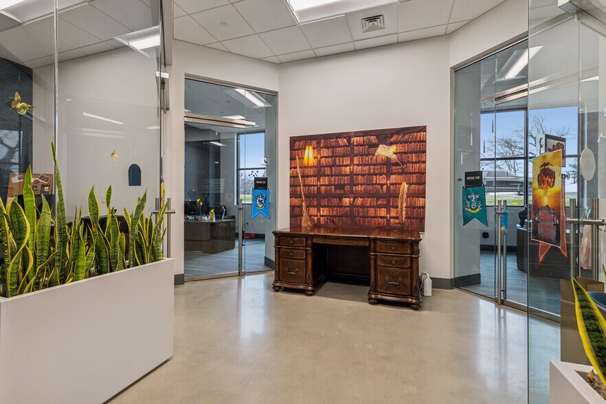 More Photos Of 4600 Eden Rd, Arlington Loft Creative Space For Sale