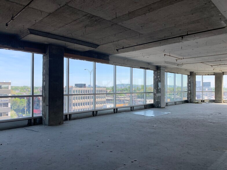 More Photos Of 3737 Boul Cremazie E, Montréal Office For Lease