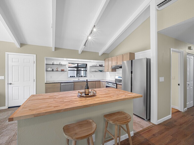 More Photos Of 68-1775 Hooko St, Waikoloa Apartments For Sale
