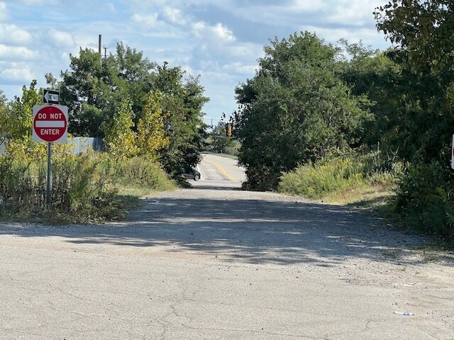 More Photos Of 836 Broadway Ave, Cleveland Manufacturing For Sale