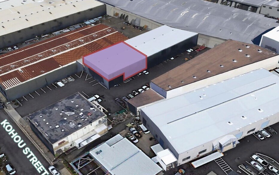 More Photos Of 740 Kohou St, Honolulu Warehouse For Lease