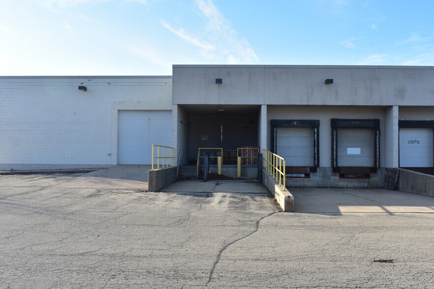 More Photos Of 1818 Milton Ave, Janesville Freestanding For Lease