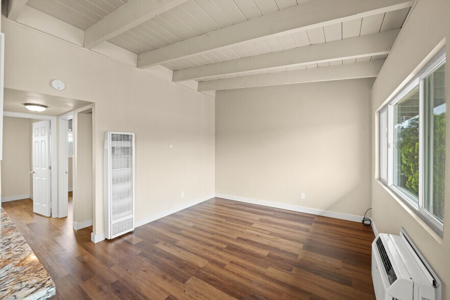 More Photos Of 2605 Albatross Way, Sacramento Apartments For Sale