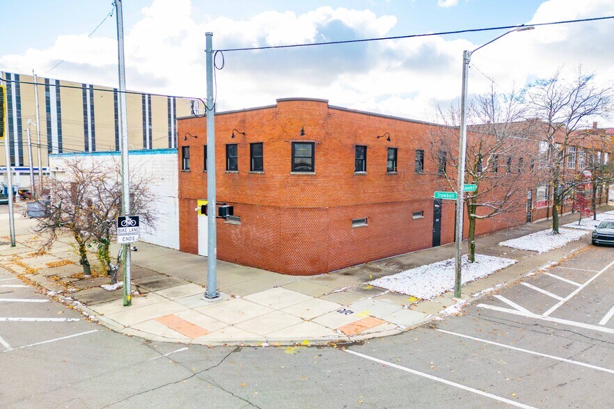 More Photos Of 1501-1515 W Lafayette Blvd, Detroit Manufacturing For Sale