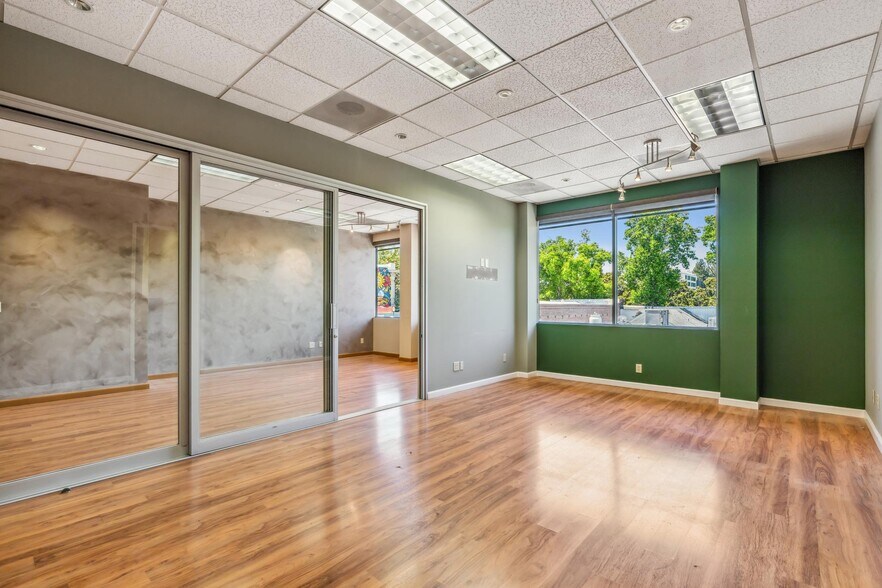 More Photos Of 1401 N Broadway, Walnut Creek Office For Lease