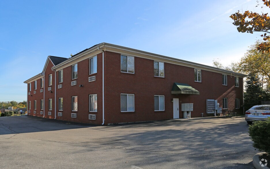 More Photos Of 7430 US Highway 42, Florence Loft Creative Space For Lease