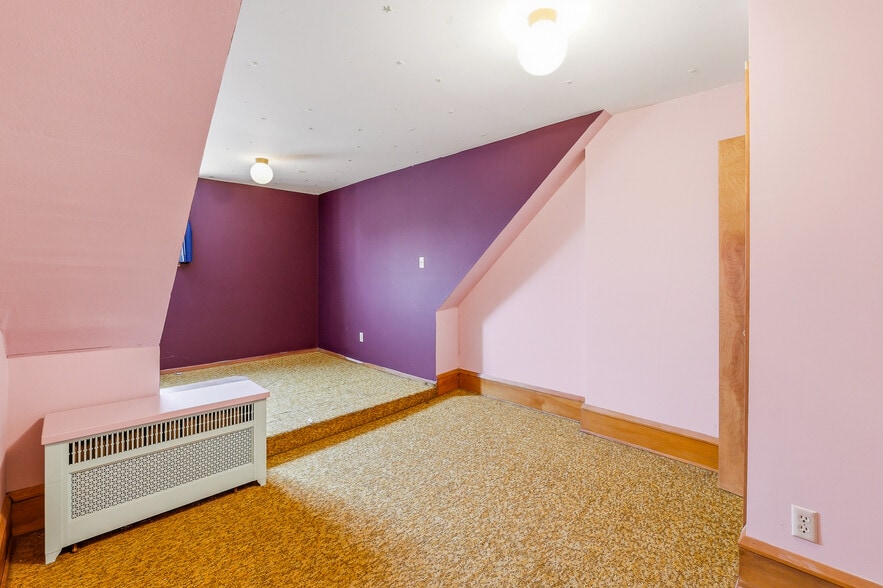 More Photos Of 181 S Main St, Markesan Office Residential For Sale