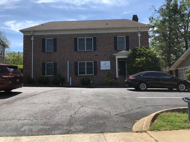 More Photos Of 665 N Academy St, Greenville Office For Lease