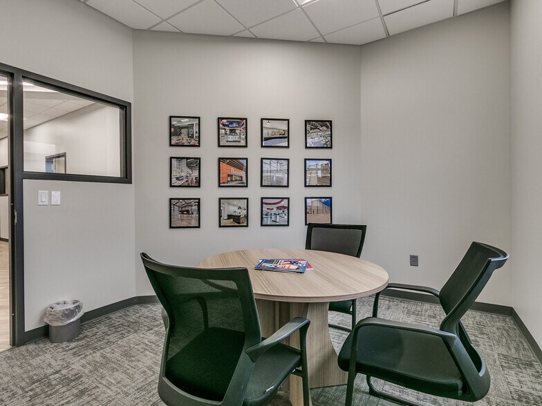 More Photos Of 8890 S Sunnylane Rd, Oklahoma City Flex For Sale