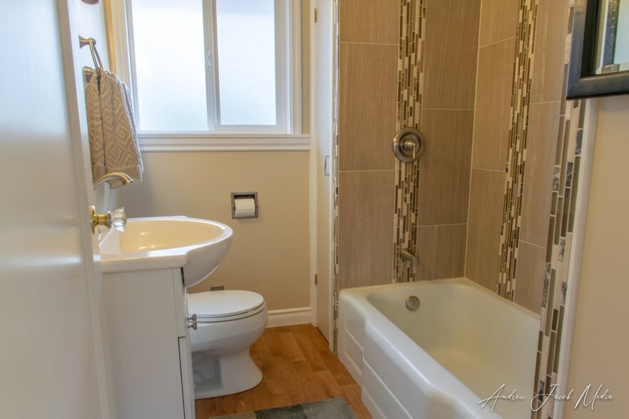 More Photos Of 436 Wells Ave N, Renton Apartments For Sale