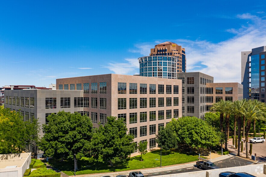 More Photos Of 3753-3993 Howard Hughes Pky, Las Vegas Unknown For Lease