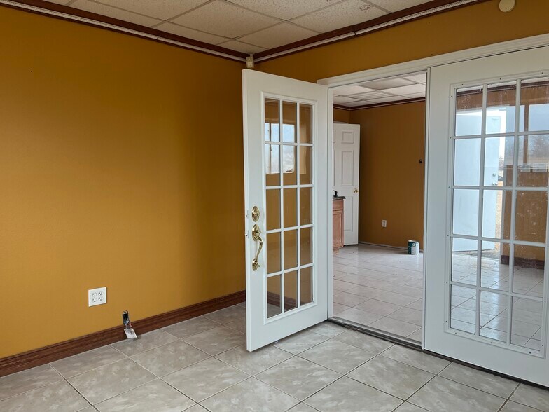 More Photos Of 11603 N Fm 2528, Lubbock Warehouse For Lease