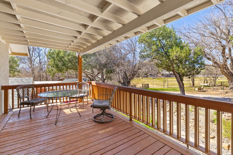 More Photos Of 10580 E Swinging Bridge Ln, Cornville Specialty For Sale