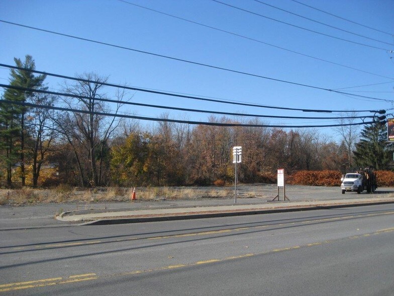 More Photos Of 128-130 Main Ave, Wynantskill Land For Sale