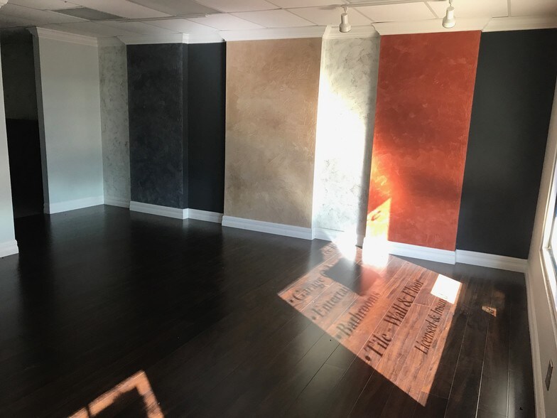 More Photos Of 861 SE 47th Ter, Cape Coral Freestanding For Lease