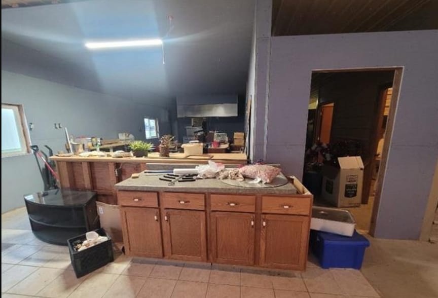 More Photos Of 214 W Main St, Elizabeth Restaurant For Sale