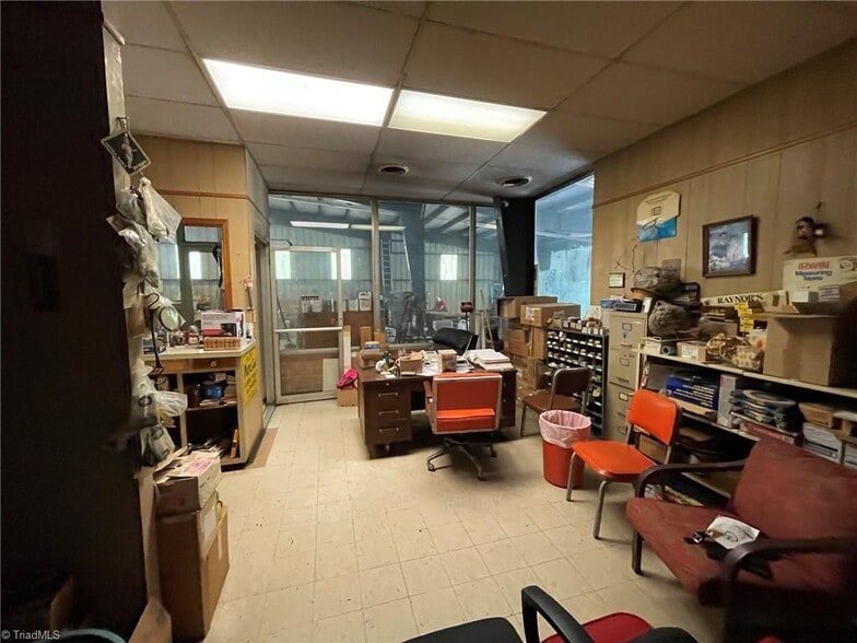 More Photos Of 607 Main, Pilot Mountain Storefront Retail Residential For Sale