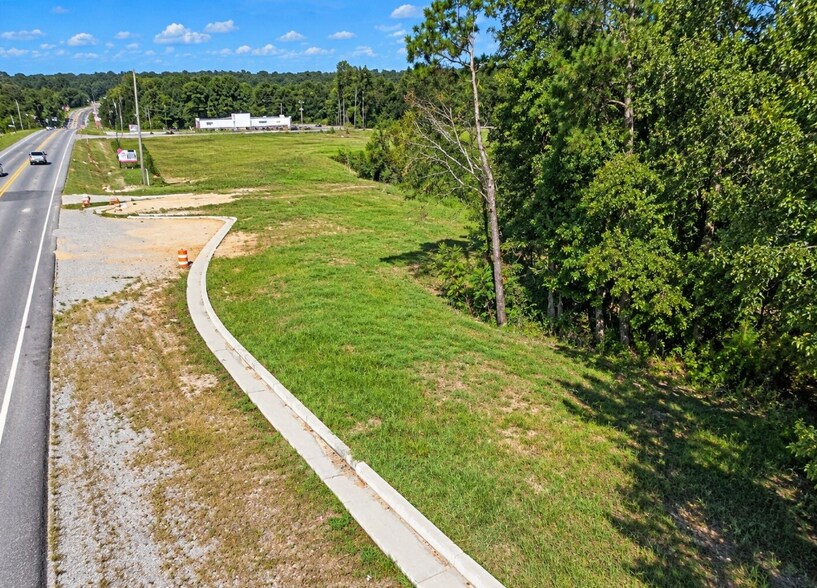 More Photos Of 13790 Veterans Memorial Hwy, Winston Office Residential For Sale