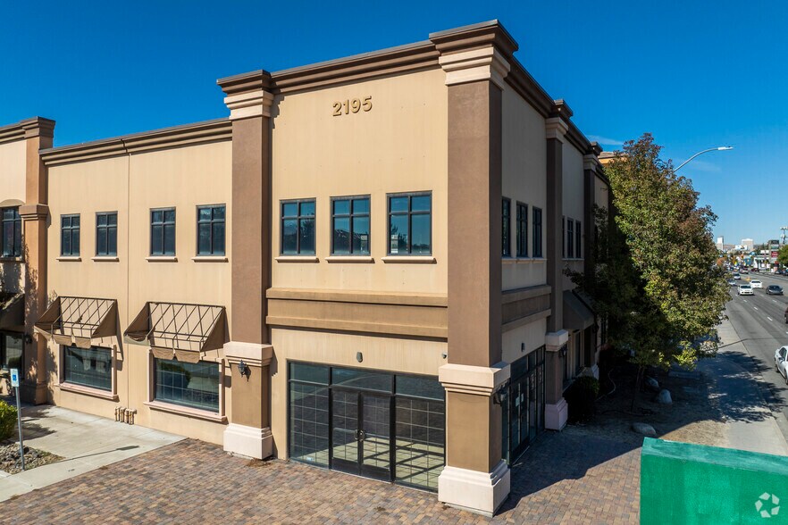 More Photos Of 2195 S Virginia St, Reno Coworking Space