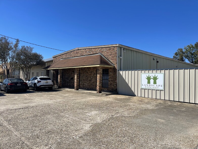 Primary Photo Of 9941 Mammoth Ave, Baton Rouge Industrial For Lease