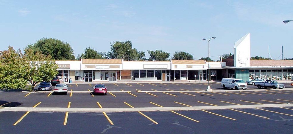 More Photos Of 6215-6249 Blue Ridge Blvd, Raytown General Retail For Lease