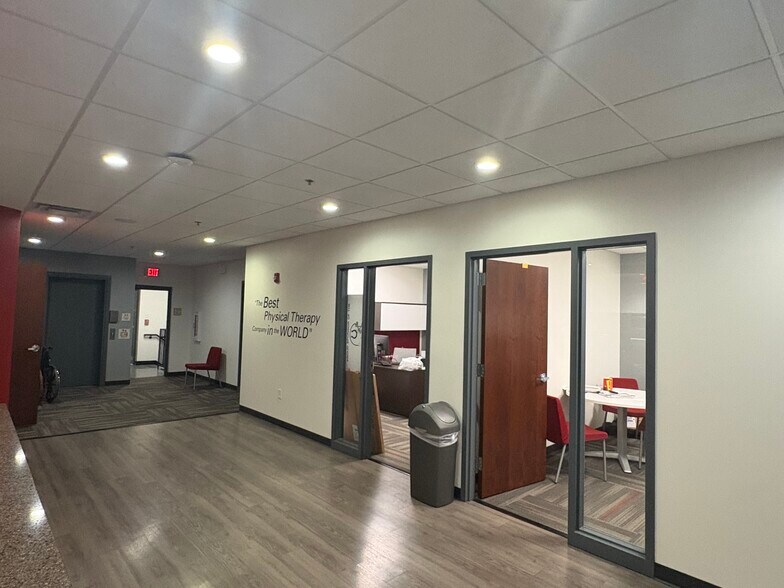 More Photos Of 5949 W Raymond St, Indianapolis Medical For Sale