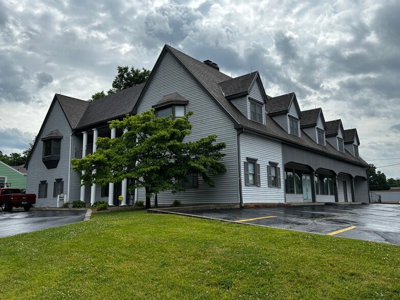 Primary Photo Of 205 Grandview Dr, Frankfort Religious Facility For Sale