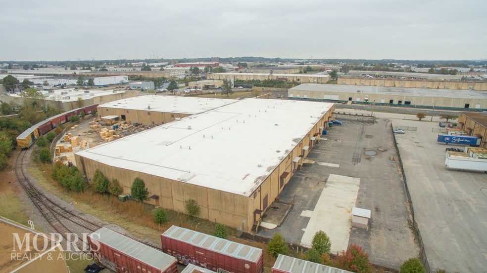More Photos Of 4242 Bf Goodrich Blvd, Memphis Warehouse For Lease