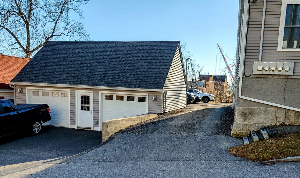 More Photos Of 50 Elm St, Bath Apartments For Sale