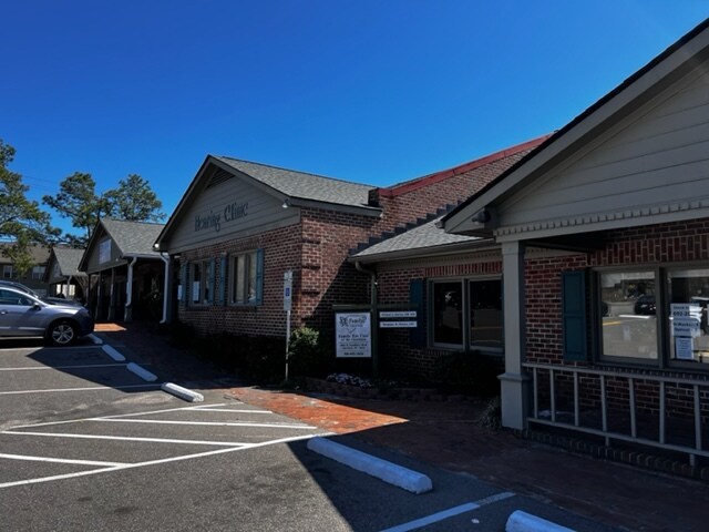 More Photos Of 1902 N Sandhills Blvd, Aberdeen Medical For Lease