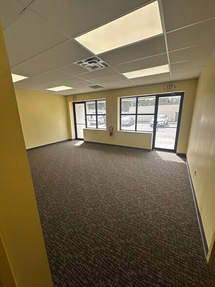 More Photos Of 1545 Ocean Ave, Bohemia Warehouse For Lease