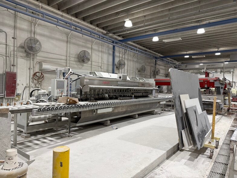 More Photos Of 590 SW 12th Ave, Pompano Beach Warehouse For Sale