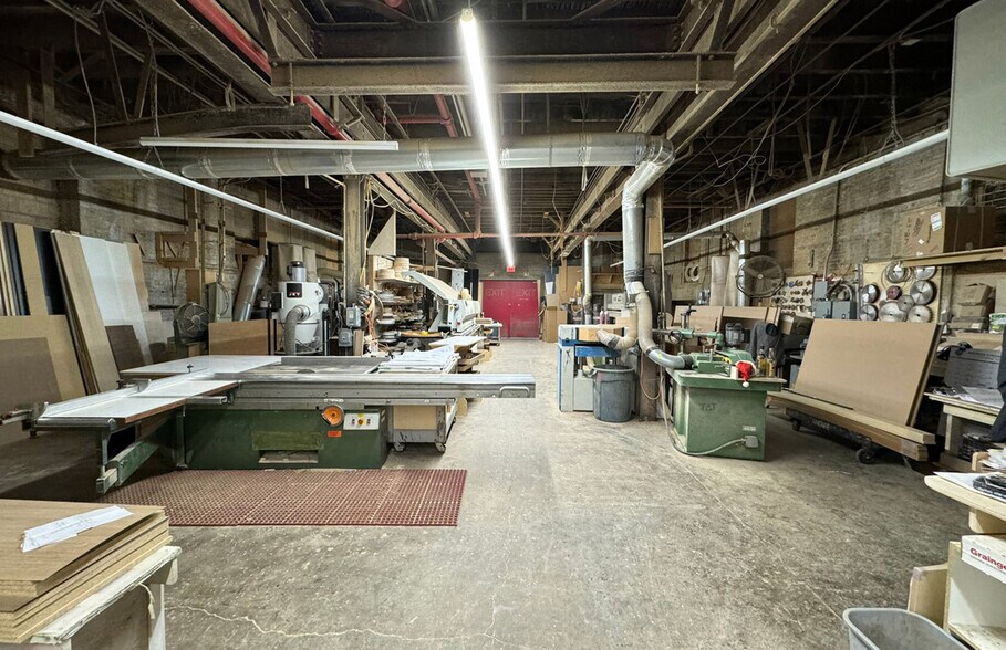 More Photos Of 58-18 64th St, Maspeth Manufacturing For Sale