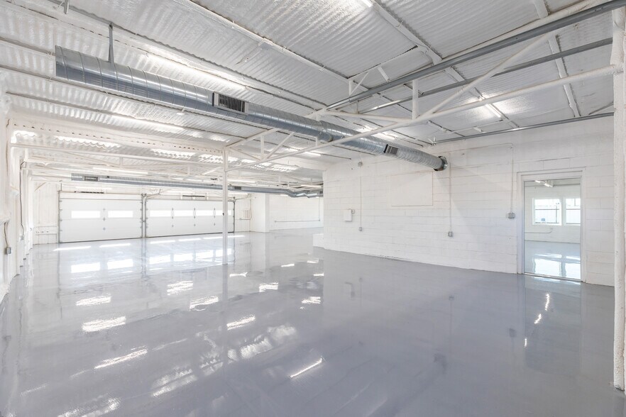 More Photos Of 769 Arnold Blvd, Abilene Flex For Sale