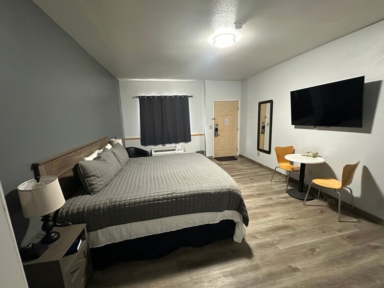 More Photos Of 20 Swenson Way, Dillon Hotel For Sale