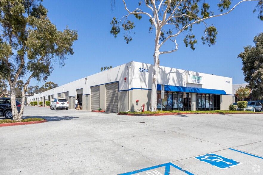 More Photos Of 2244 Main St, Chula Vista Light Manufacturing For Lease