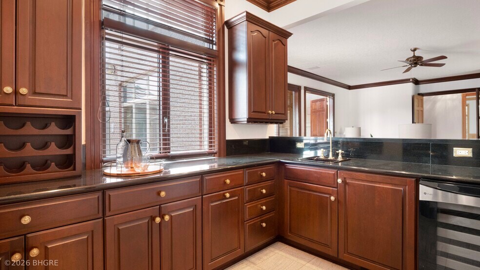 More Photos Of 2608 N Jefferson Way, Indianola Land For Sale