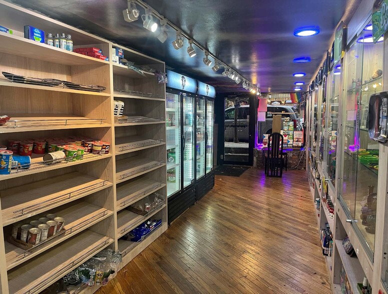 More Photos Of 120 E 7th St, New York Apartments For Lease