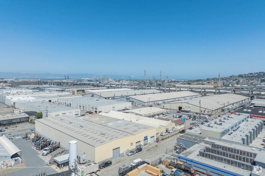 More Photos Of 2225 McKinnon Ave, San Francisco Warehouse For Sale