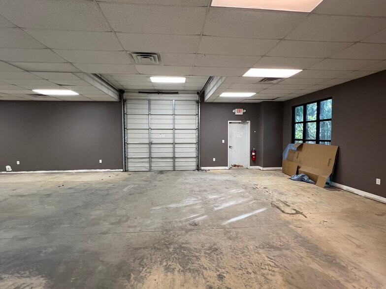 More Photos Of 1504 Fording Island Rd, Bluffton Freestanding For Lease